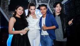 Hồ Ngọc Hà đọ sắc với Khánh Tiên tại sự kiện