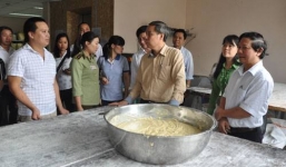 Tiệm bánh trung thu Bảo Phương bị tạm đình chỉ sản xuất