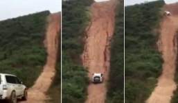 Video: Ô tô SUV vượt dốc thẳng đứng ngoạn mục 