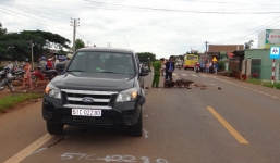 Xe máy cố vượt xe buýt, thiếu nữ tử vong trên đường đi ăn cưới