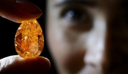 Kim cương màu cam, xanh đắt giá nhất thế giới