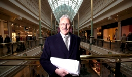  “Ông trùm” của những phi vụ chuyển nhượng 