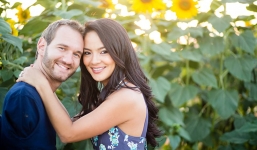 Chuyện tình chàng trai không tay không chân và vợ xinh đẹp nổi tiếng thế giới