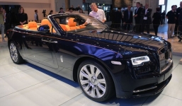 Hãng siêu xe Rolls-Royce chuyển hướng sản xuất xe điện