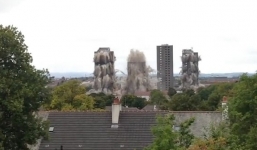 Video: Anh cho nổ tung 3 tòa nhà là nơi tội phạm trú ngụ