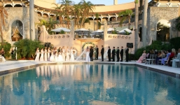 “Chùm” 6 biệt thự xa hoa, dát vàng của đại gia danh tiếng