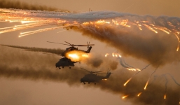 Video: TT Putin giám sát tập trận quân sự lớn nhất 2015 của Nga