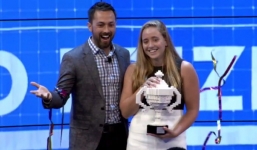 Nữ sinh sáng chế phương pháp phát hiện vi rút Ebola sau 30 phút