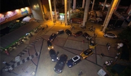 Thiếu gia 9x dùng 11 xe sang cầu hôn bạn gái