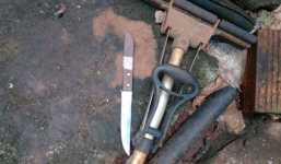 Nghi án chồng sát hại vợ rồi uống thuốc diệt cỏ tự tử