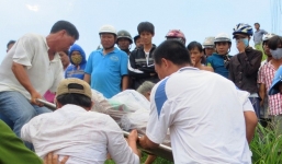 Xác thiếu nữ nối trên sông sau buổi đi uống cà phê 