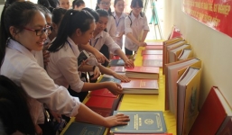 Hà Tĩnh giáo dục học sinh qua Truyện Kiều và Nguyễn Du