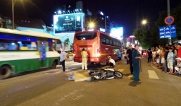 Người đàn ông bị ô tô chèn qua người, đường ra sân bay kẹt cứng