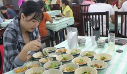 Combo “khủng” 7 tô mì với giá chỉ 49.000 đồng