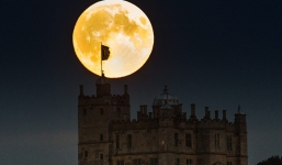 Chiêm ngưỡng Siêu trăng - Trăng máu cực hiếm trên thế giới