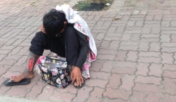 Lật tẩy chiêu xin tiền của thanh niên hoại tử chân tại Hà Nội