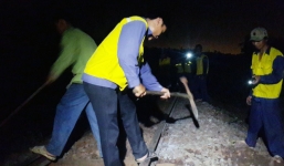 Lật tàu hỏa, đường sắt Bắc- Nam bị tê liệt