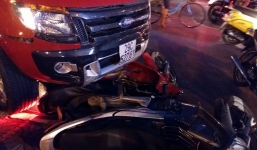 Hà Nội: 'Xe điên' đâm hàng loạt xe máy