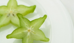 Quả khế và những lợi ích bất ngờ ít biết