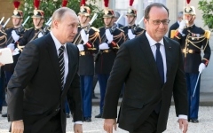 Pháp đề nghị Nga tập trung không kích IS