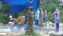 Hoảng hồn phát hiện cụ ông tử vong bên mép sông