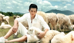 Lê Xuân Tiền hoá thân thành cậu bé chăn cừu giữa không gian lãng mạn