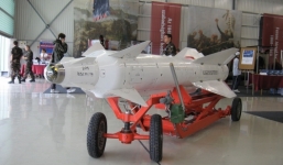 Nga tung bom và tên lửa chính xác cao vào không kích IS