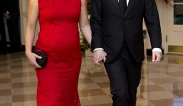 'Nhờ' Tập Cận Bình đặt tên con gái, Mark Zuckerberg bị từ chối thẳng