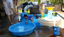 Thu Phương về Mỹ dọn nhà, chăm con sau scandal với học trò