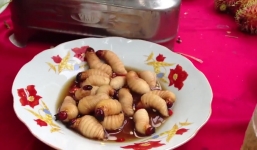 Đĩa đuông dừa tiền triệu ngọ quậy trên bàn nhậu miền Tây