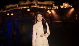Khánh Tiên Idol dịu dàng trong tà áo dài giữa Hội An thơ mộng