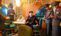 Kim Jong-un thành công nhờ kinh tế tư nhân và hành quyết công khai