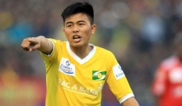 Đòi 'xử' trọng tài, Mạnh Hùng bị loại khỏi đội U21 SLNA