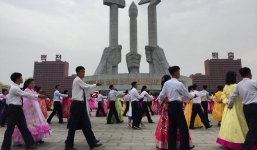 Triều Tiên chuẩn bị cho lễ diễu binh hoành tránh nhất lịch sử