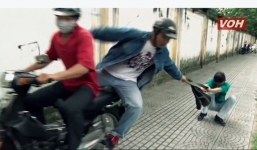 Cách xử lý khi bị cướp giật túi xách cực kỳ đơn giản, an toàn