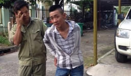 Nhóm 'hiệp sĩ' đội Săn Bắt Cướp TPHCM bắt gọn tên cướp điện thoại