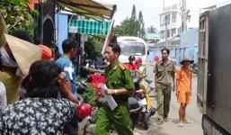 Cha rơi từ sân thượng, con trai nhảy xuống cứu