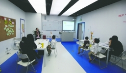 Choáng với học phí 101 triệu đồng ở lớp học cách tiêu tiền