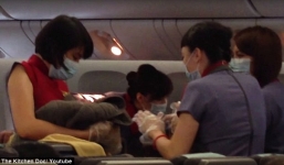 Người phụ nữ sinh con ở độ cao 10.000 mét