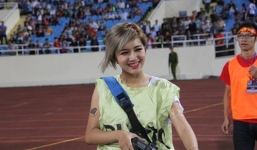 'Truy lùng' danh tính phóng viên Thái Lan tác nghiệp tại Mỹ Đình