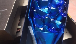 Hoa hồng sáp thơm: Giá đắt nhưng không rõ nguồn gốc