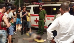 Theo 'quái xế' đi đêm, cô gái ngã văng xuống đất bất tỉnh