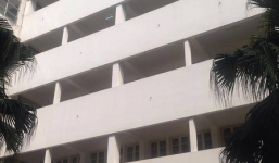 Hà Nội: Một phụ nữ nhảy từ tầng 6 Đại học Xây dựng