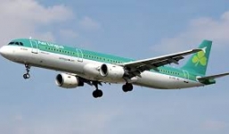 Hành khách kích động, cắn người rồi đột tử trên máy bay