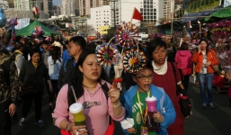 Hồng Kông: Du khách không chịu mua đồ bị hướng dẫn viên đánh chết