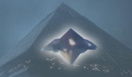 UFO hình kim tự tháp xuất hiện trên bầu trời Brazil