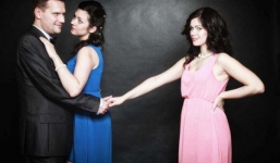 Làm “người thứ ba” tại Trung Quốc kiếm 300 triệu mỗi tháng