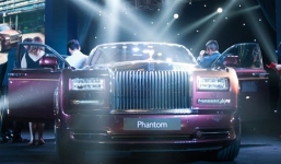 Xe sang hơn 50 tỷ đắt nhất Việt Nam ra mắt đại gia