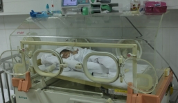 Phú Yên: Mẹ pha thuốc diệt cỏ cho 2 con uống rồi tự tử