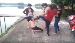 Cơ quan công an điều tra vụ nữ sinh bị lột đồ, đánh hội đồng